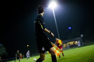 サッカーの審判の画像