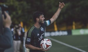 サッカーのキャプテン（主将）の写真