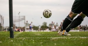 サッカーのコーナーキックの画像